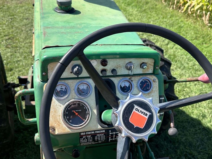 1950-oliver-1950-image-41
