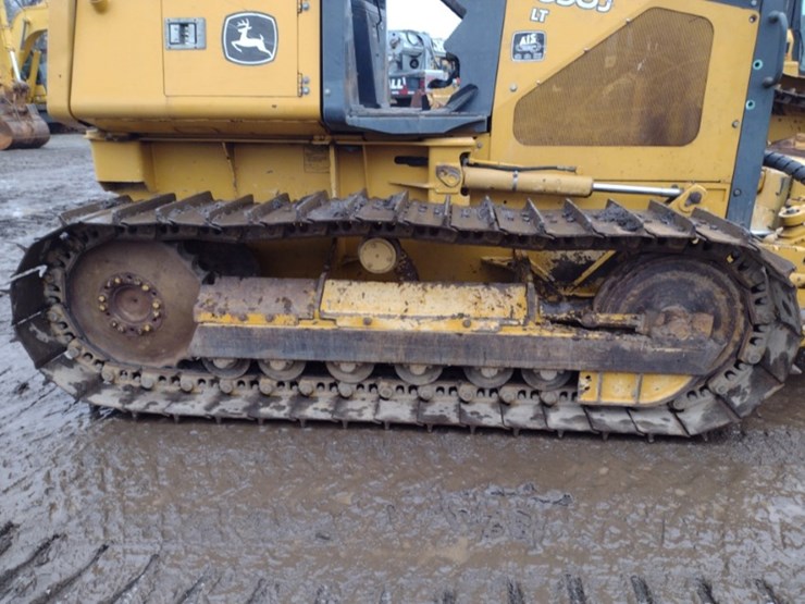 deere-650j-lt-image-29