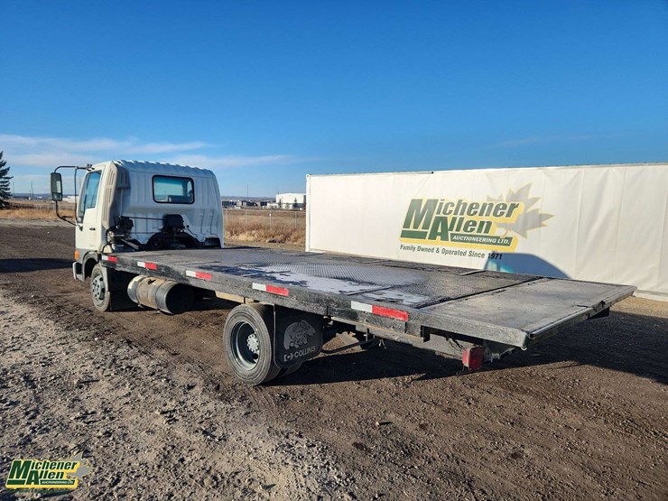 2004-hino-fb1817-image-2