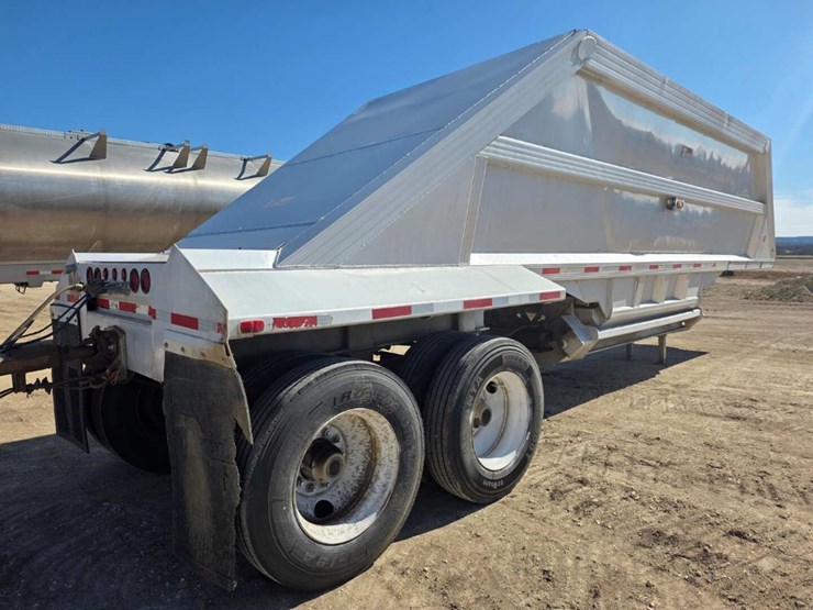 2003-travis-]-image-11