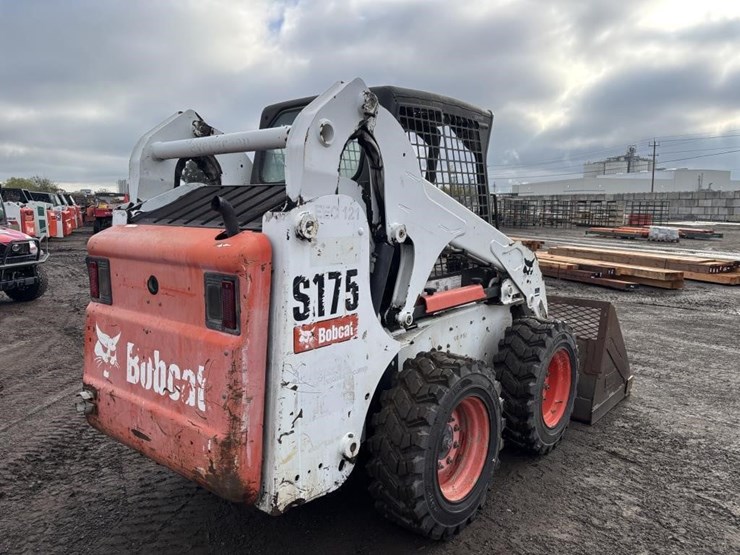 2012-bobcat-s175-image-3