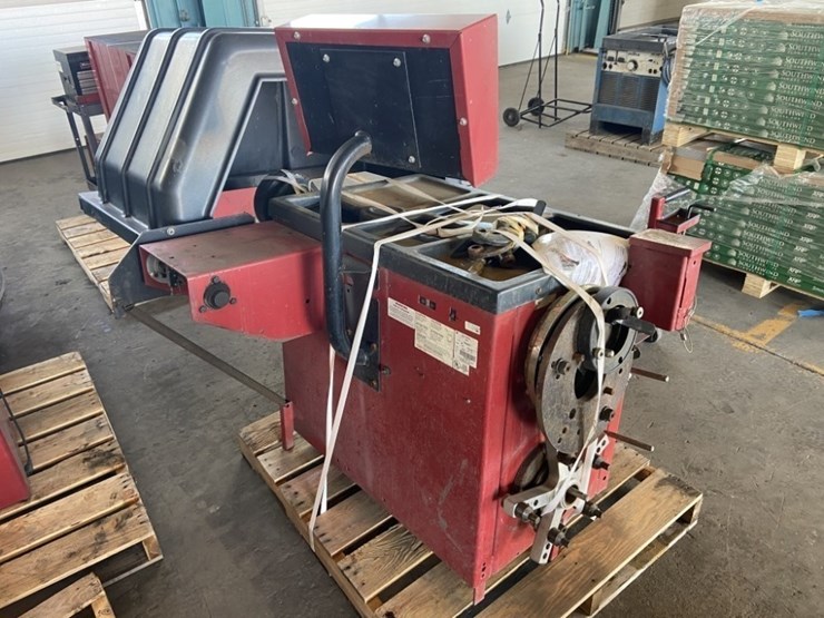 coats-6401-direct-drive-wheel-balancer-image-7