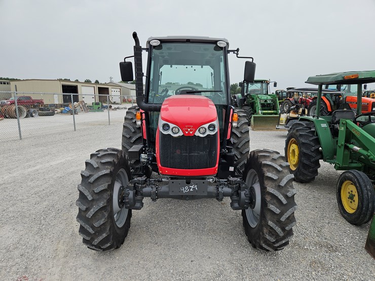 2014-massey-ferguson-4610-image-2