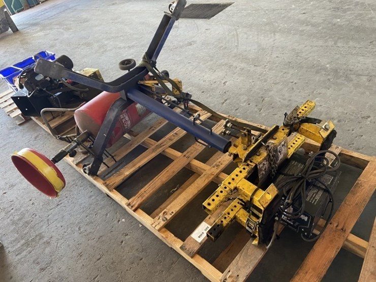 napa-hydraulic-transmission-jack-image-1