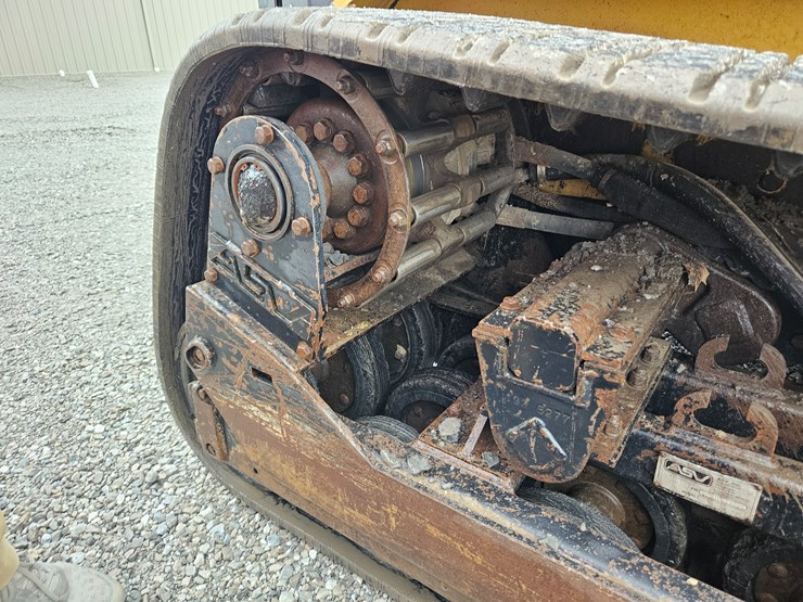 2004-caterpillar-277b-image-18