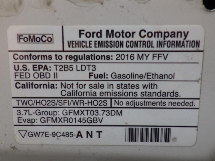 2016-ford-explorer-image-11