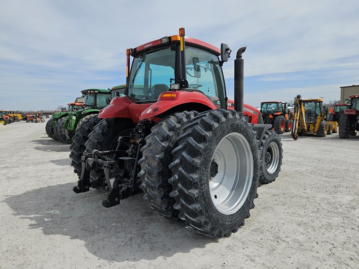 2010-case-ih-magnum-190-image-7