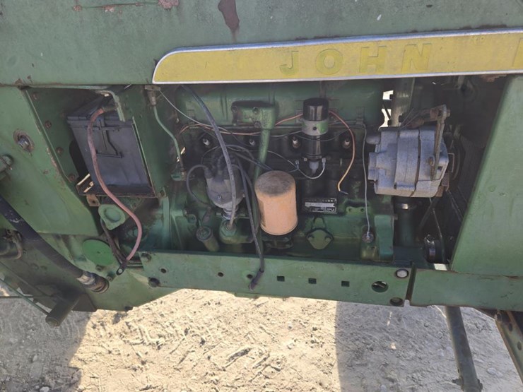 john-deere-2010-image-16