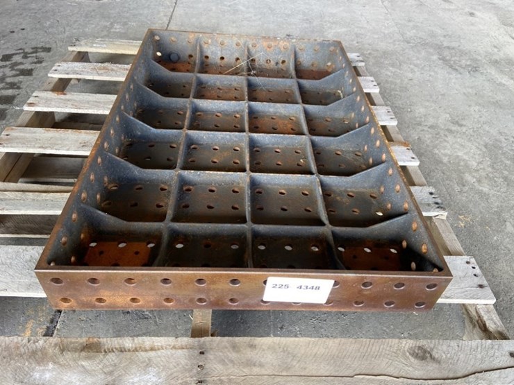 langmuir-systems-3'-x-2'-welding-table-image-6