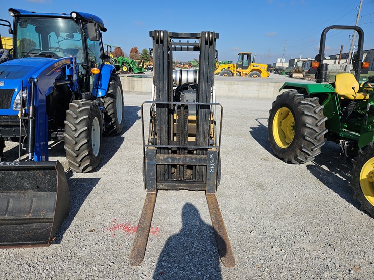 caterpillar-c6000-image-2