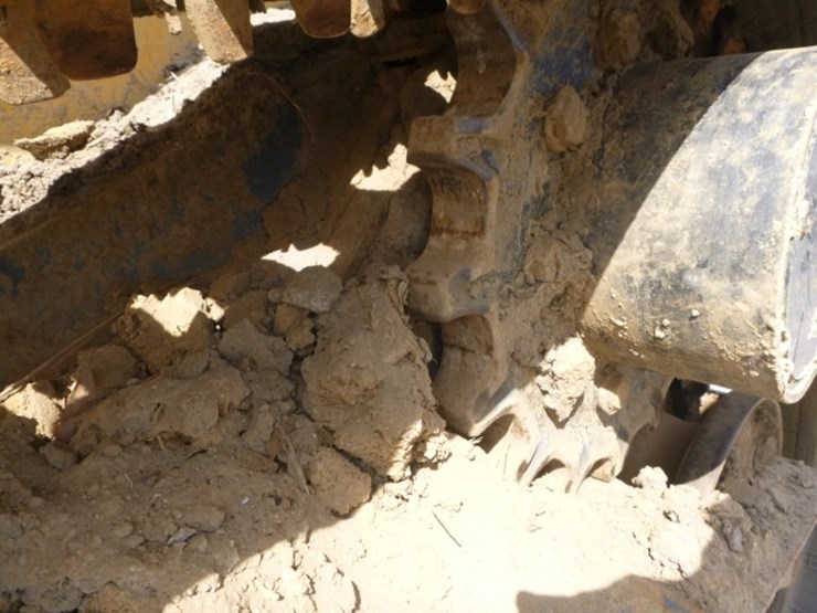 23-deere-325g-image-29