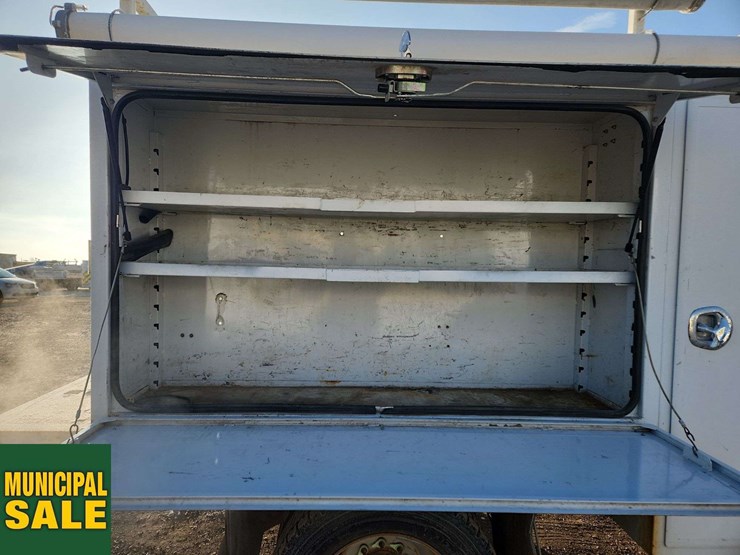 2016-ford-f450-image-18