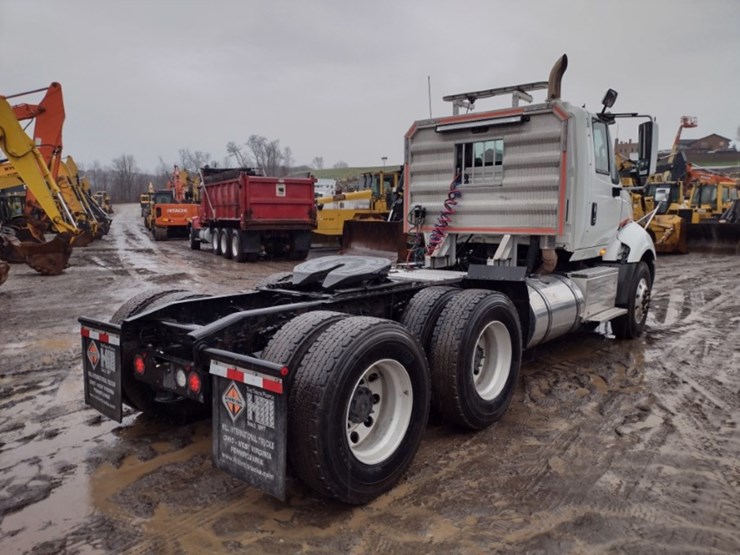 international-16-image-39