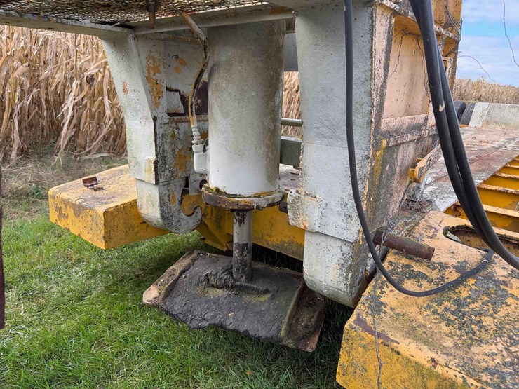 tri-axle-detach-trailer-image-17