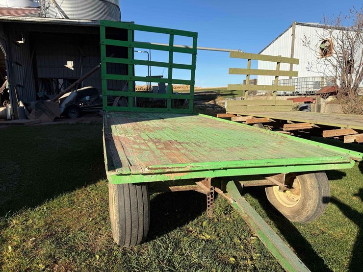 1065-john-deere-1065a-image-2