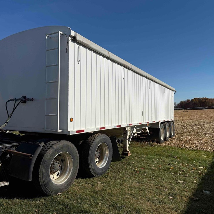 Agri-trader Hopper Bottom