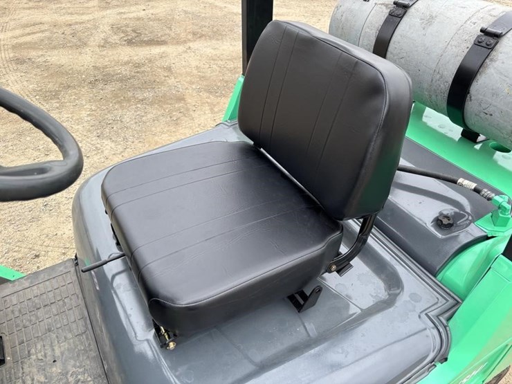 2020-mitsubishi-fg25n-image-17