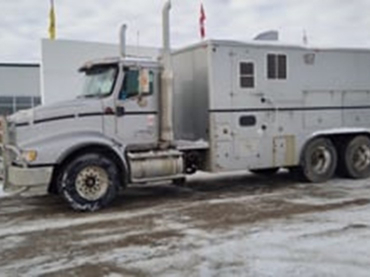 2003-international-9200i-image-4