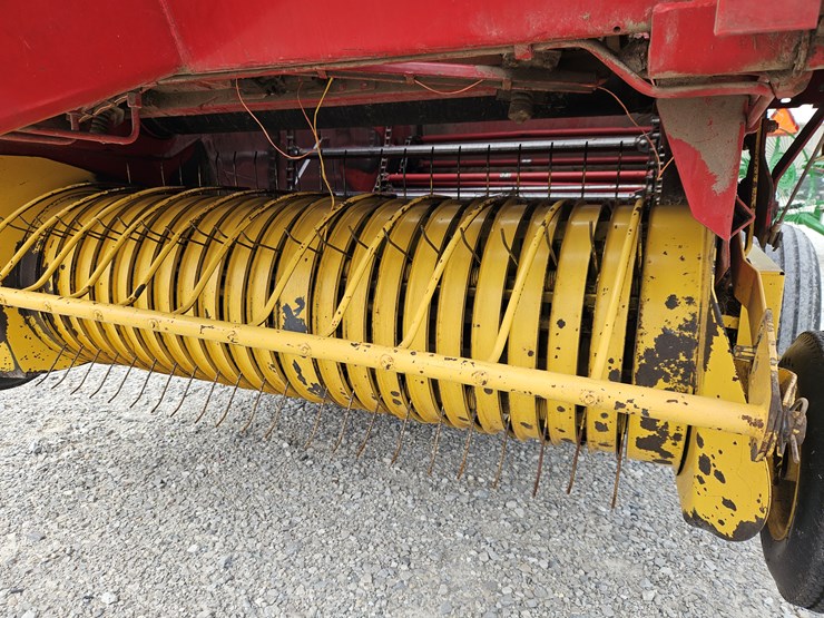 1986-new-holland-853-image-12