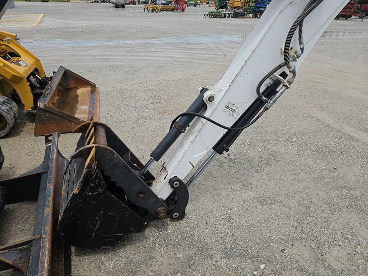 2019-bobcat-e63-image-24
