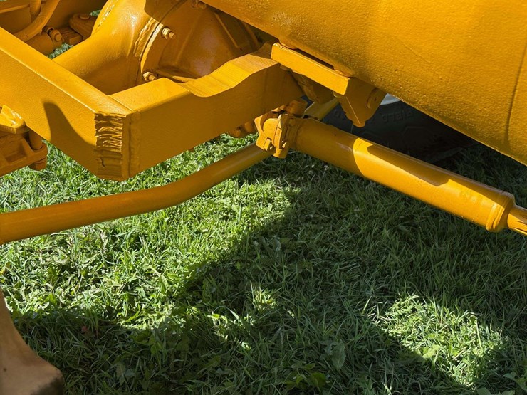 minneapolis-moline-g750-image-21