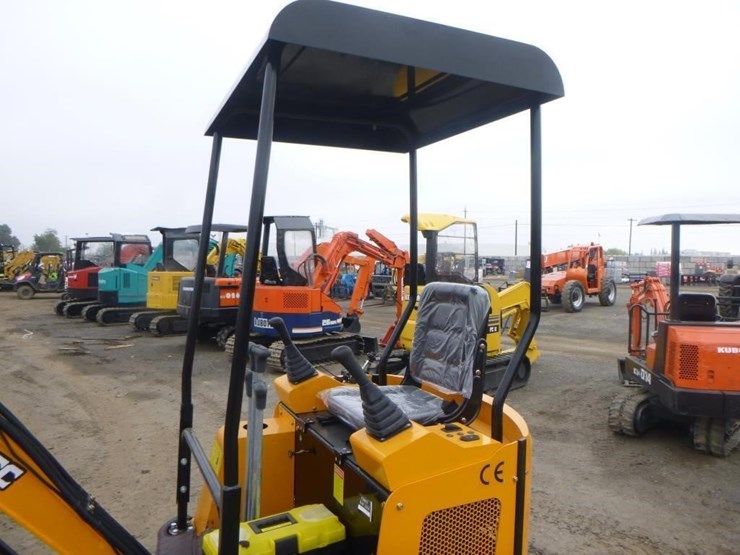 2025-vicsec-vc15-hydraulic-excavator-image-18