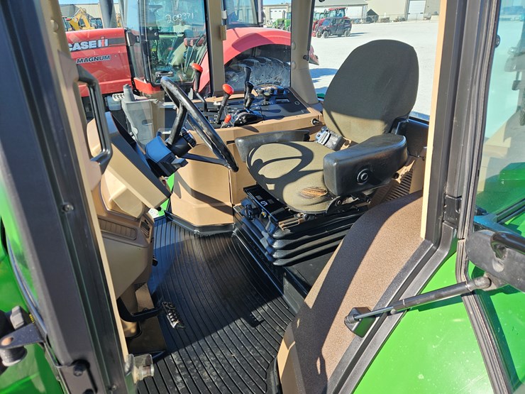 1996-john-deere-7200-image-6