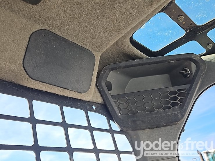 2022-bobcat-t66-image-30