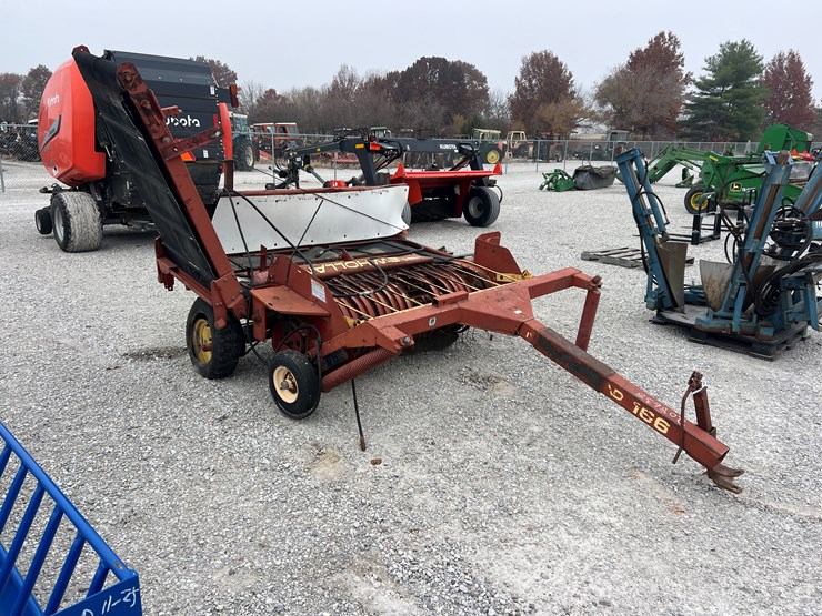 new-holland-166-image-8