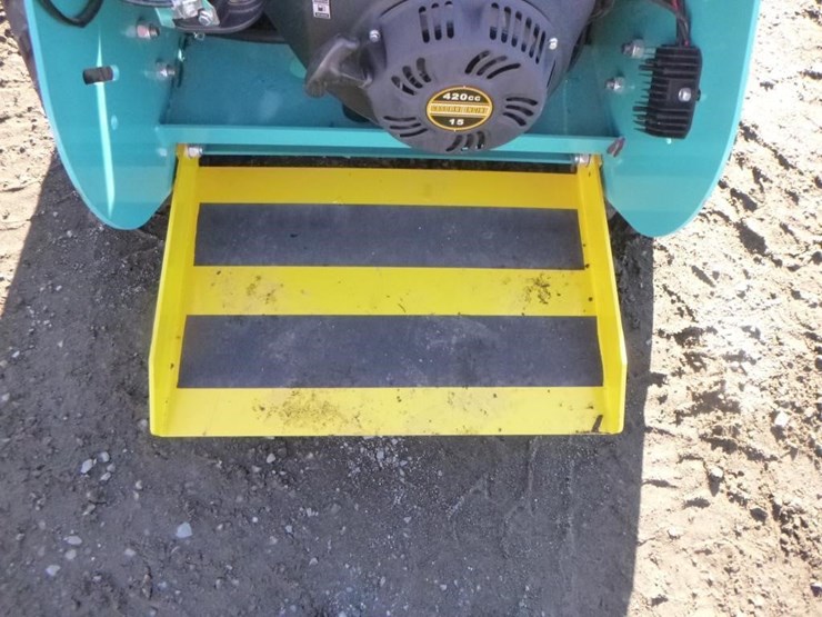 2024-mach-pro-mp-s300-skid-steer-track-loader-image-14