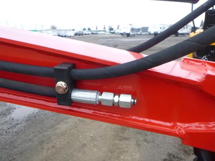 2025-vicsec-vc13-hydraulic-excavator-image-13