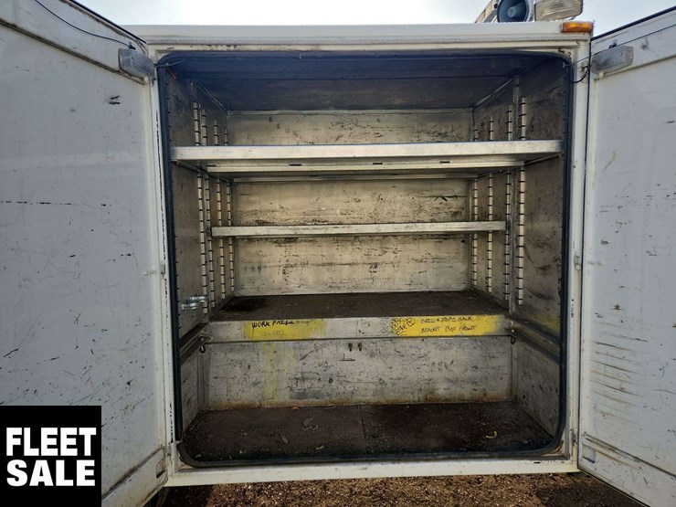 2006-ford-f550-image-31