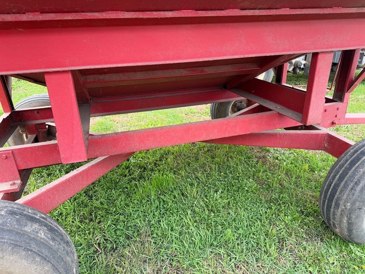 m&w-little-red-wagon-image-10