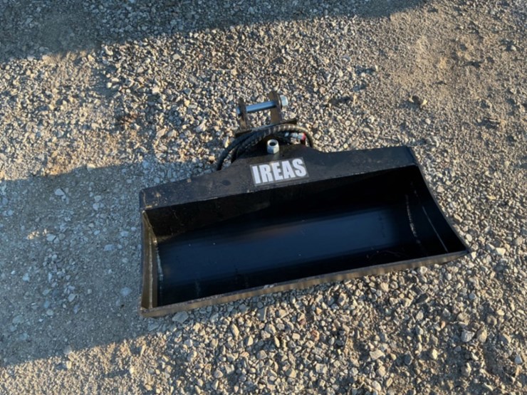 hydraulic-tilting-bucket-for-mini-excavator-image-1