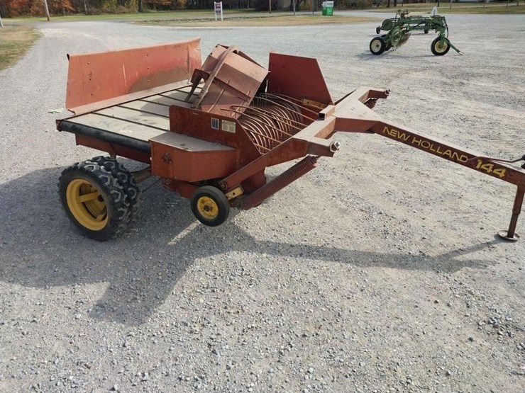new-holland-144-image-3