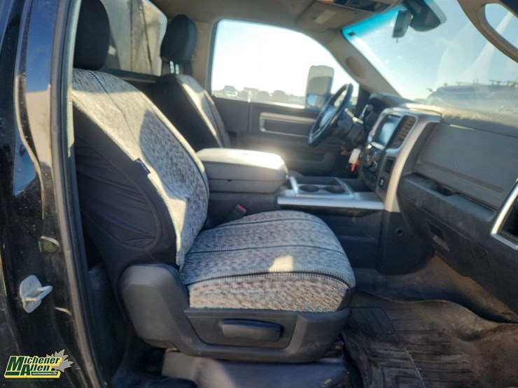 2014-ram-5500-slt-image-16