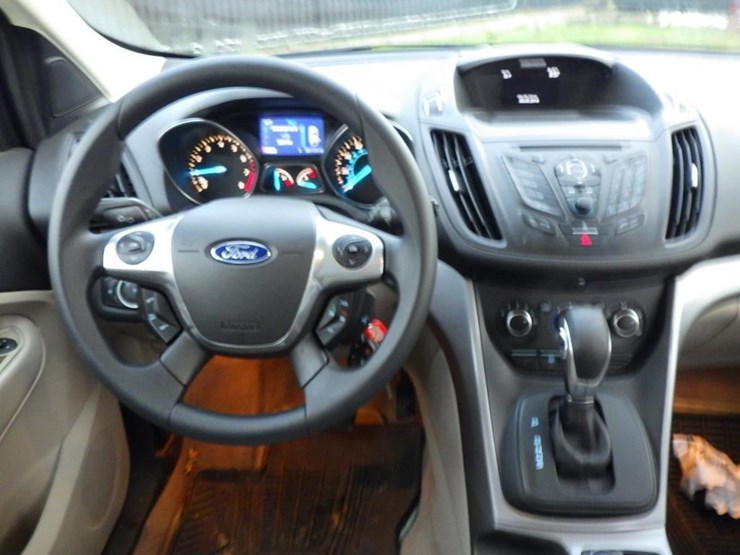 2014-ford-escape-image-9