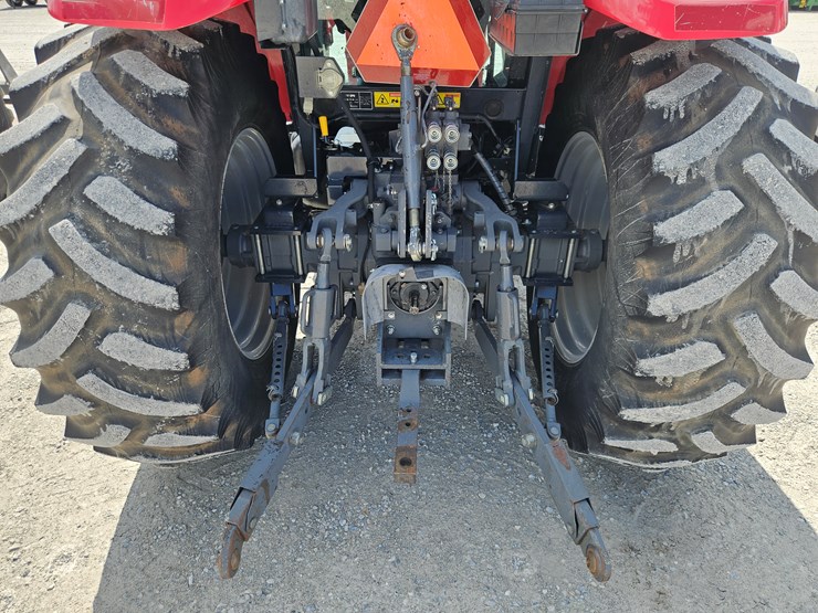 2014-massey-ferguson-4610-image-18