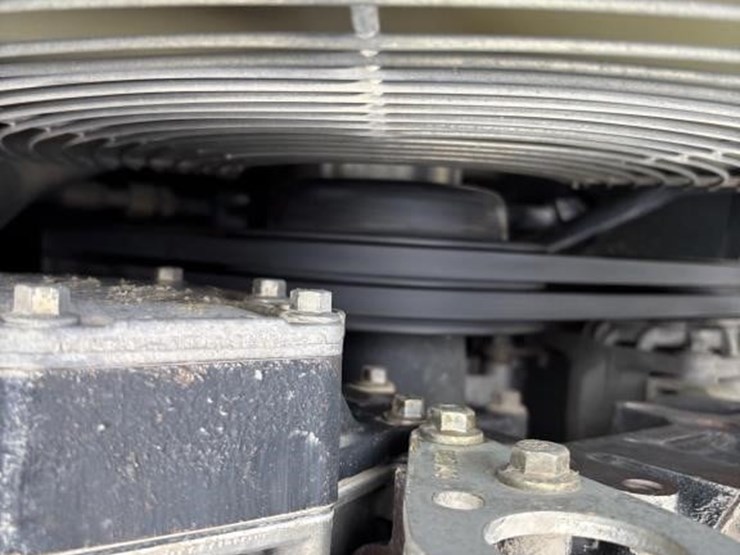 2013-jlg-g5-18a-image-38