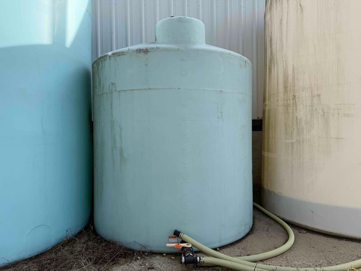 ace-poly-tank-image-1