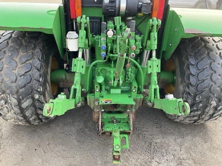 john-deere-6125m-image-7