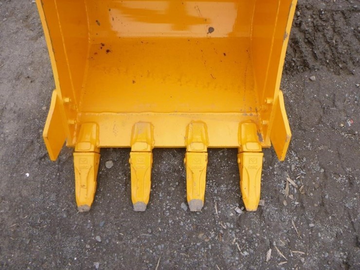 caterpillar-305-image-6