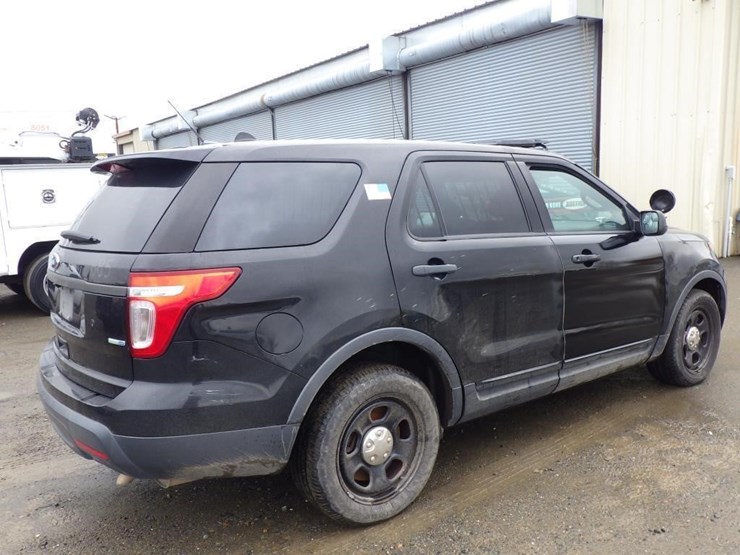 2014-ford-explorer-image-3