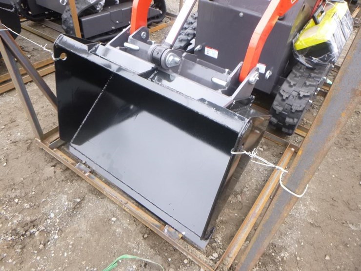 2025-agt-ysrt14-skid-steer-track-loader-image-7