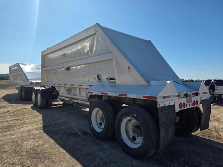 2003-travis-]-image-8