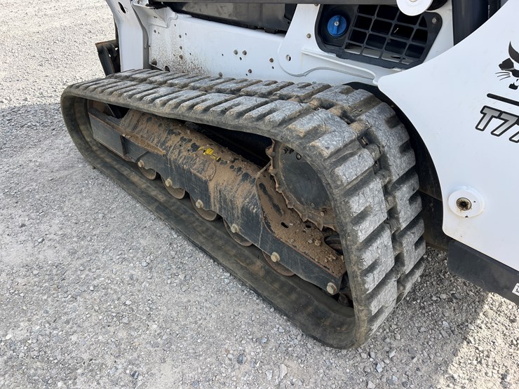 bobcat-t770-image-23
