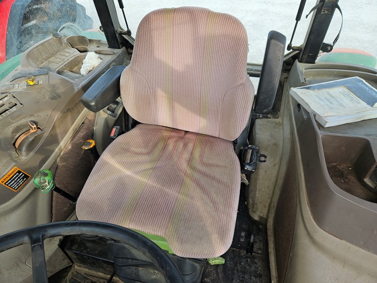 2014-john-deere-6115d-image-7