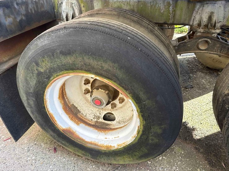 1976-6500-gal-ss-tanker-image-15