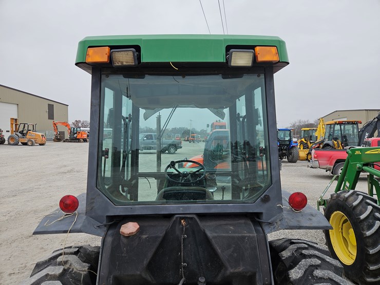 1996-john-deere-5200-image-13