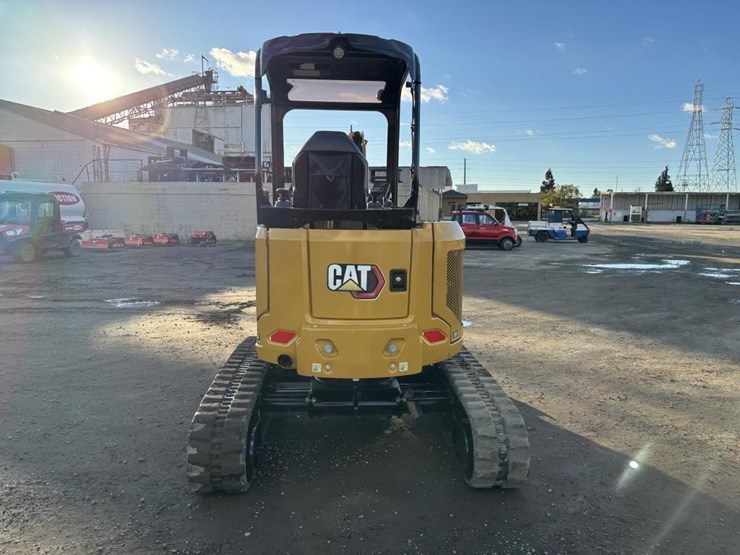 2021-caterpillar-302.7cr-image-8